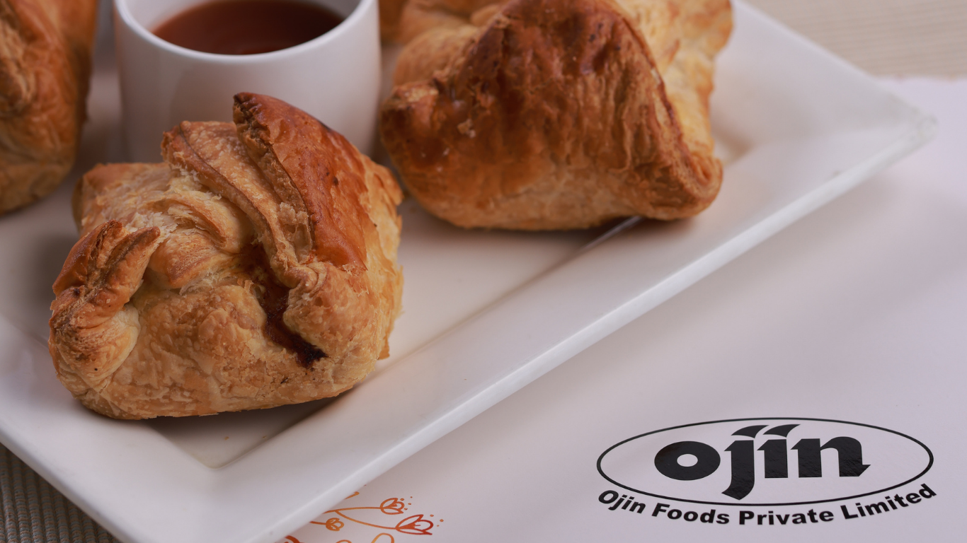 egg puffs from Ojin Bakes in Calicut, Kerala